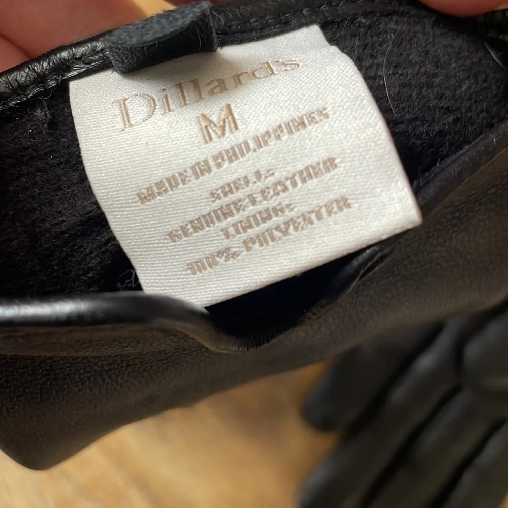 Dillard’s Genuine Leather Driving Gloves Size M